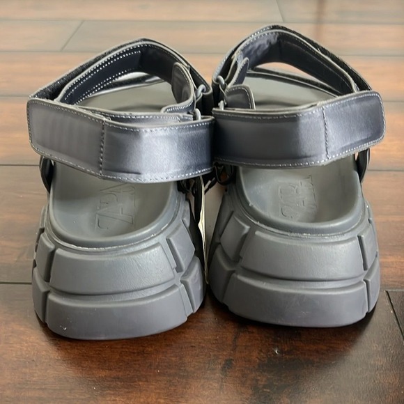 Zara Women's Hook and Loop Closure Chunky Platform Grandad Sandals size 41 NWT - Picture 9 of 12